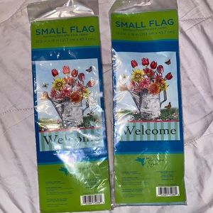 Small floral garden flags new